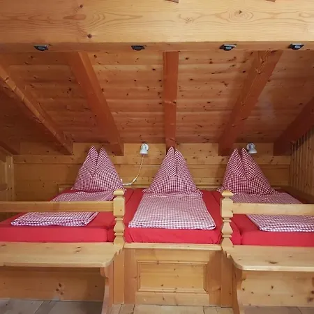 Holiday home Stutz Hausteil Links Kublis